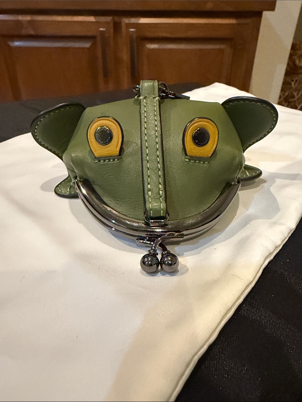 Coach Green leather Froggy Coin Case - Picture 3 of 12